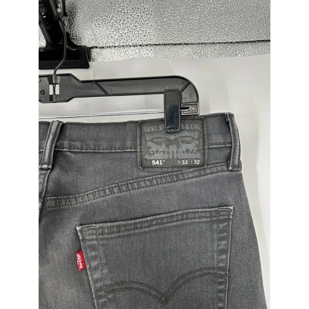 Levi's 541 Jeans Men's‎ 33x32 Black Denim Relaxed Fit Straight Leg Dark Wash